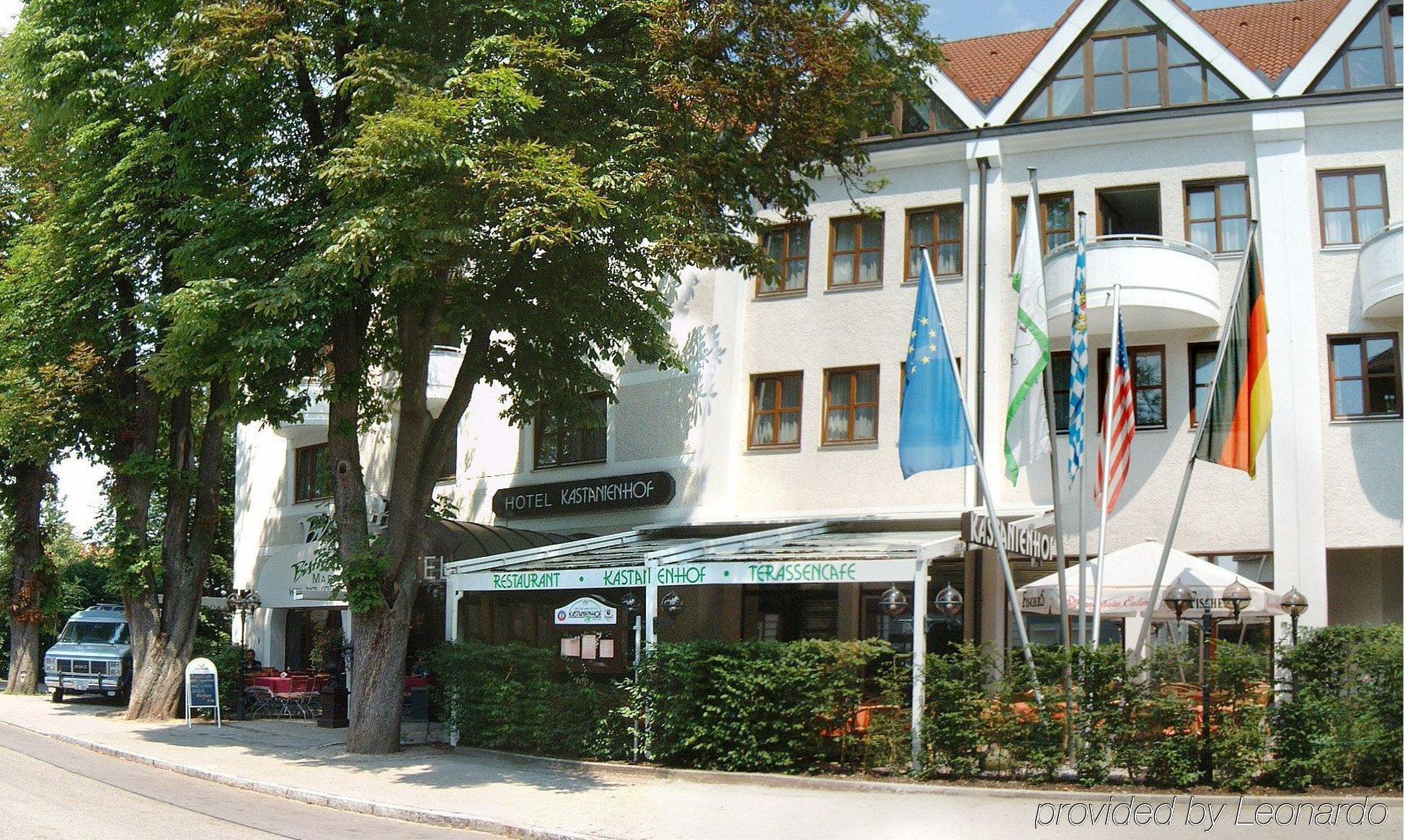 Hotel Kastanienhof Erding Exteriör bild