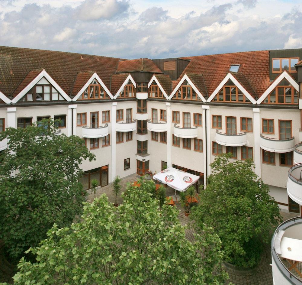 Hotel Kastanienhof Erding Exteriör bild
